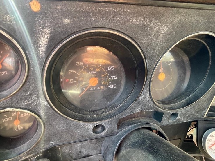1985-gmc-2500-image-24