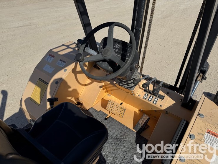 2012-load-lifter-2214-5d-image-19