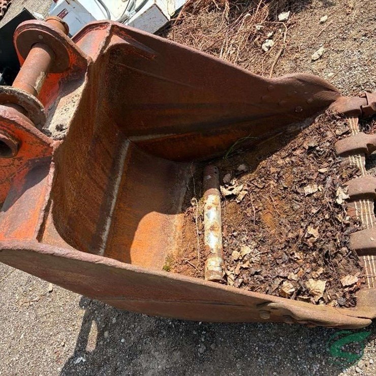 Excavator bucket