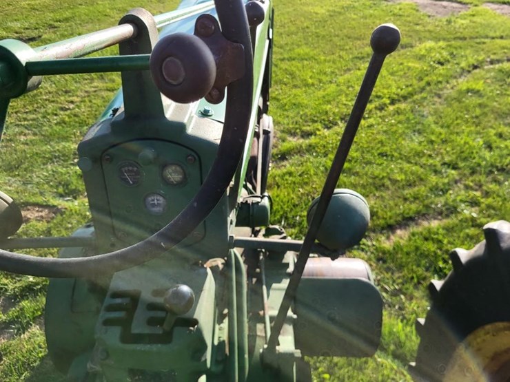 john-deere-50-image-38