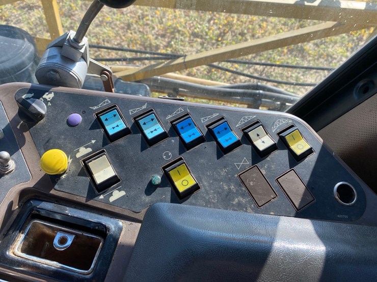 1997-rogator-854-image-35