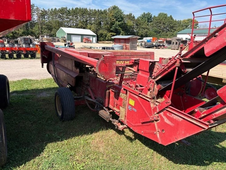 new-holland-311-image-7