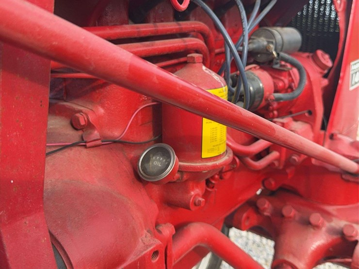 farmall-140-with-belly-mower-image-54