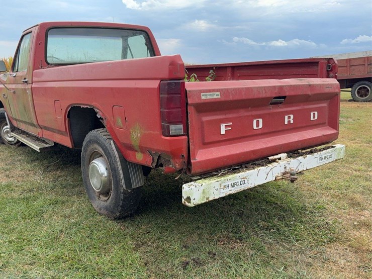 1984-ford-f250-image-13