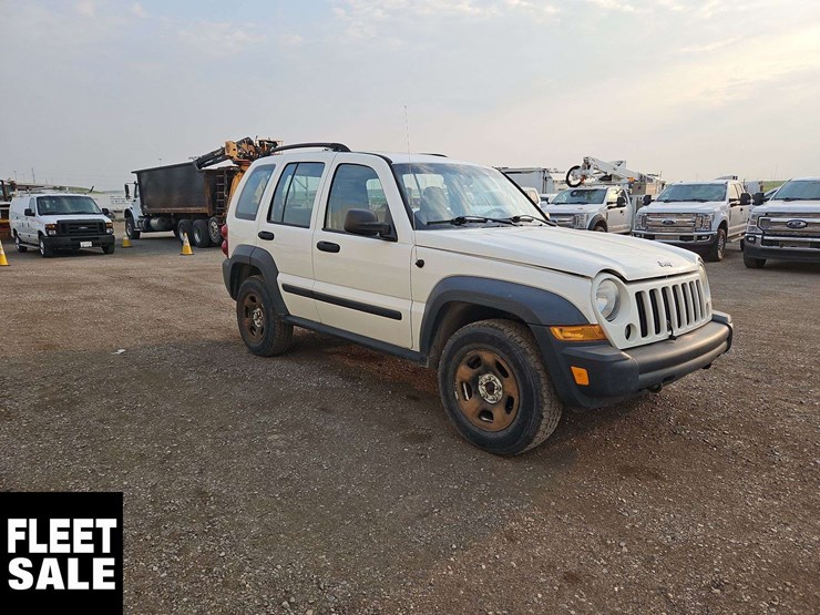 2006-jeep-liberty-sport-image-2