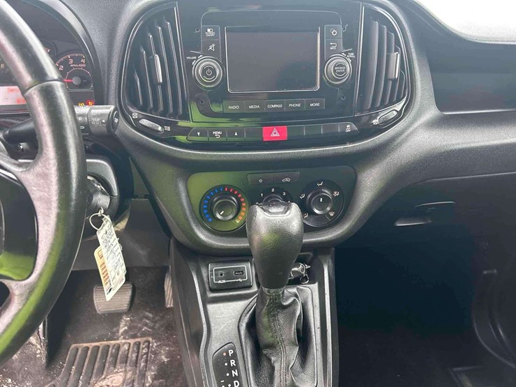 2017-ram-promaster-city-image-18