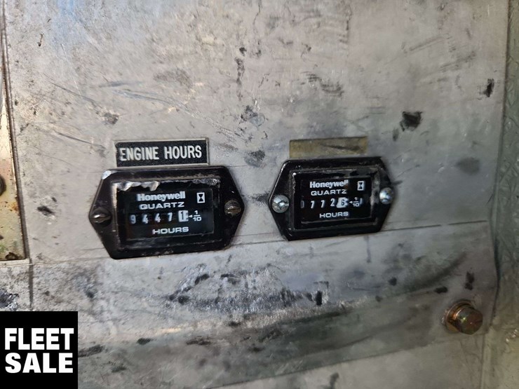 2016-ford-f550-image-34
