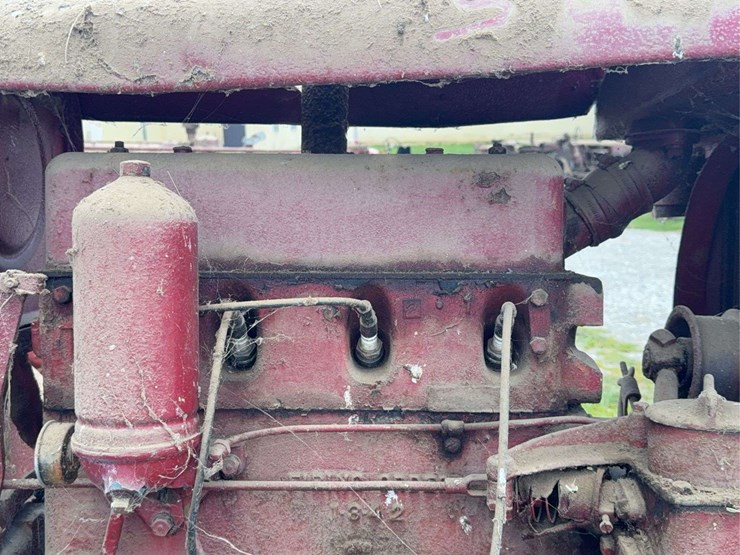 farmall-f-20-image-48