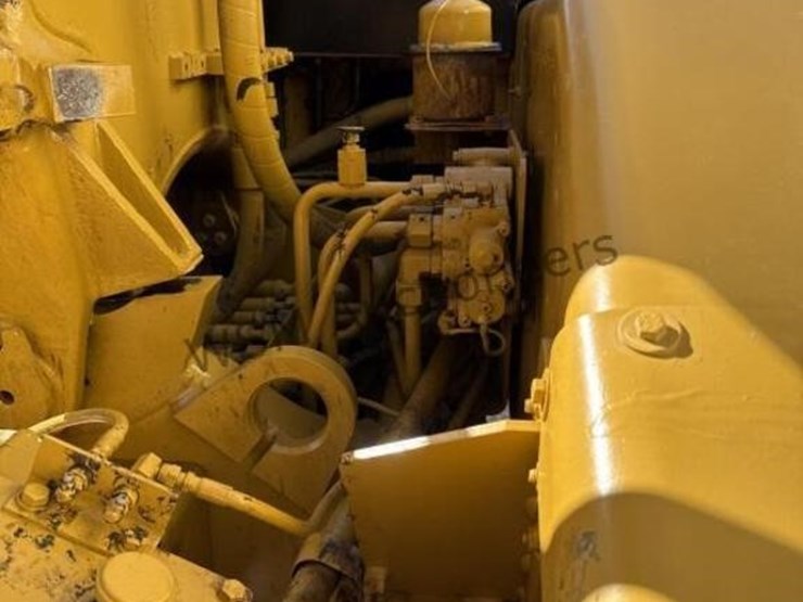 2007-caterpillar-613c-image-21