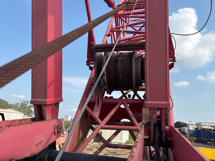 #1-•-2010-sany-300-ton-crawler-crane-image-35