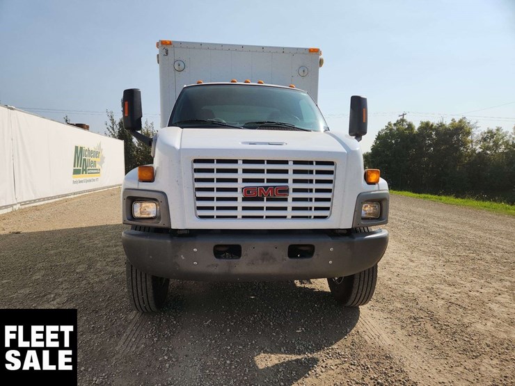2005-gmc-topkick-c7500-image-22