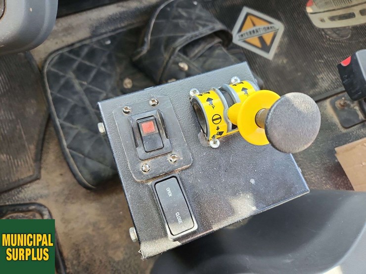 2015-international-workstar-7400-image-23