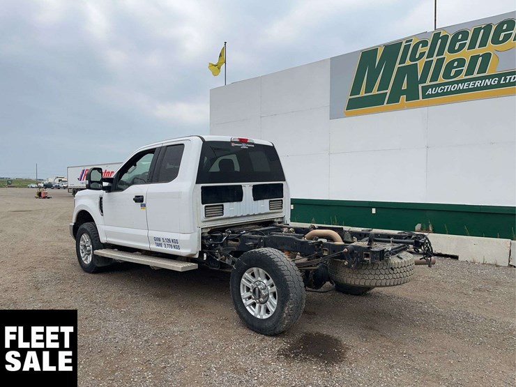 2018-ford-f350-image-2