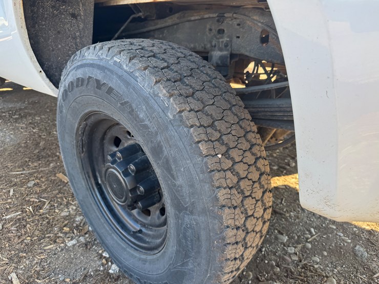 2003-ford-f250-xl-image-27