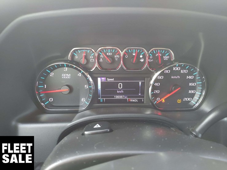 2017-chevrolet-silverado-2500hd-lt-image-9
