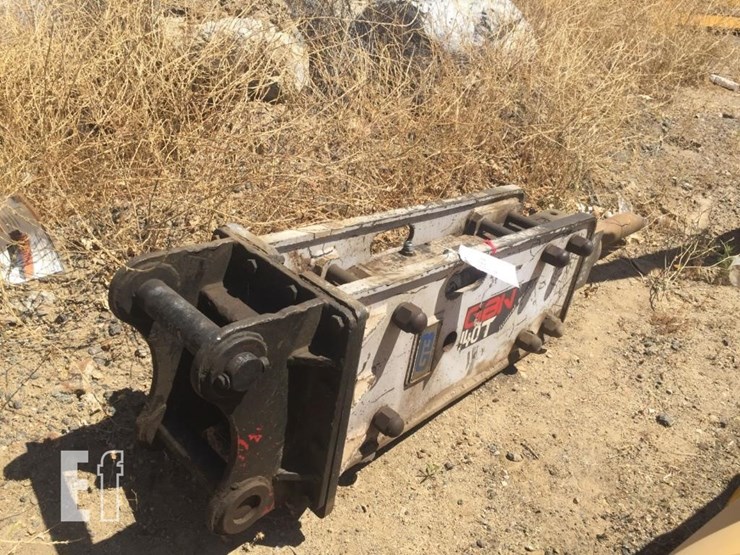 2019-general-140t-breaker-attachment-image-3