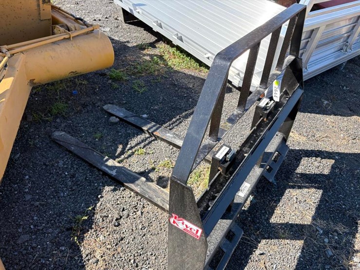 kivel-48in-pallet-fork-attachment-image-4