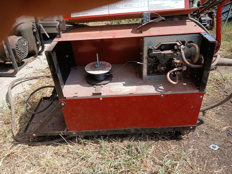 century-wire-welder-image-4