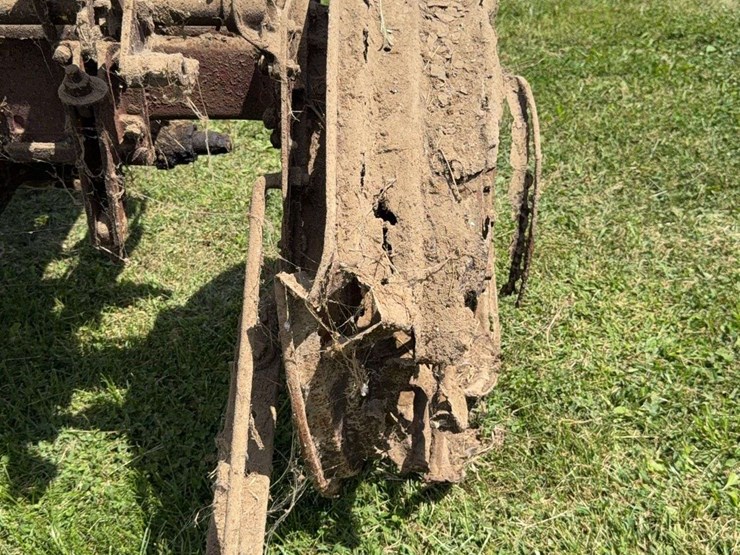 farmall-f-20-image-21