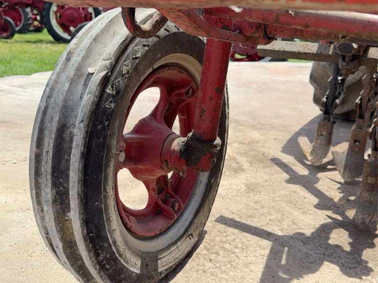 farmall-super-a-image-14