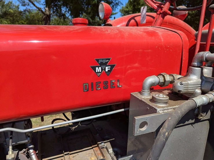 massey-ferguson-98-image-15