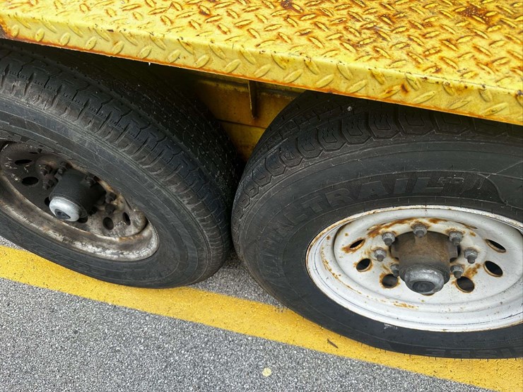 double-axle-versa-dump-trailer-image-21