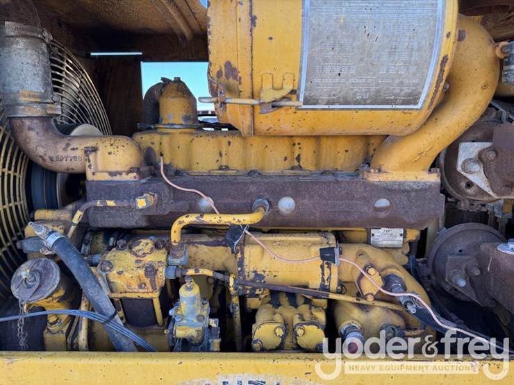 caterpillar-920-image-18