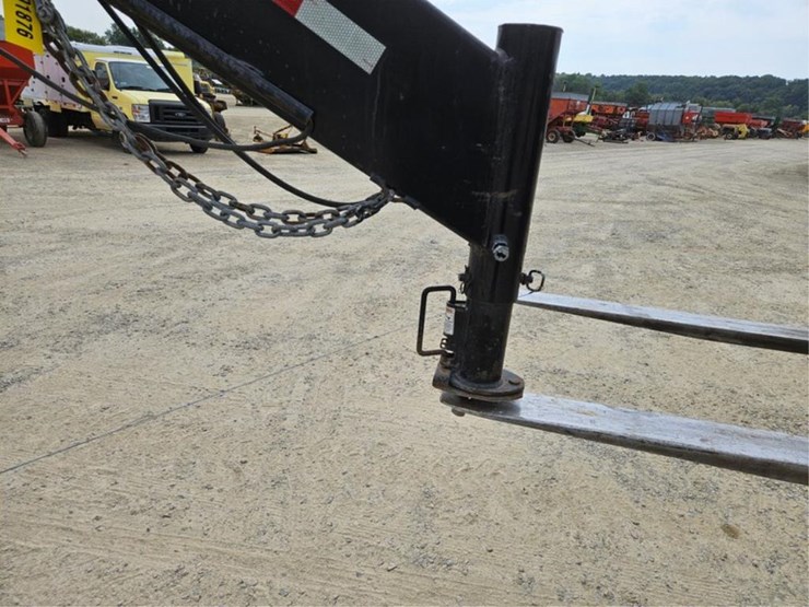 ez-haul-hay-handler-40-image-9