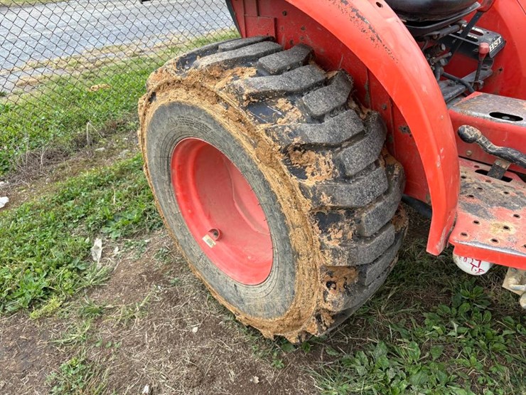 kubota-l3901-image-17