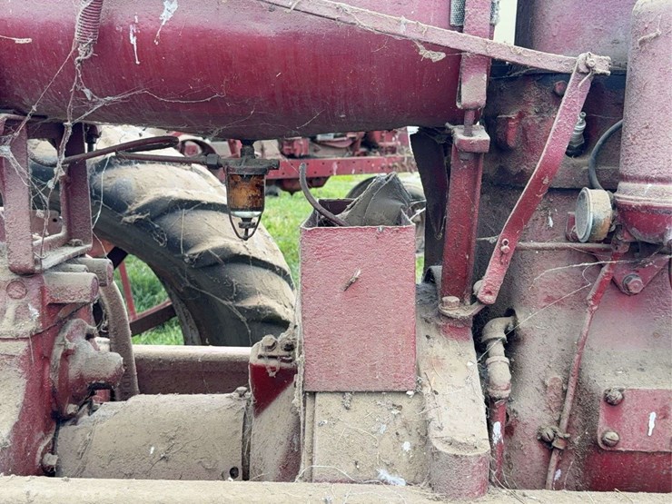 farmall-f-20-image-47