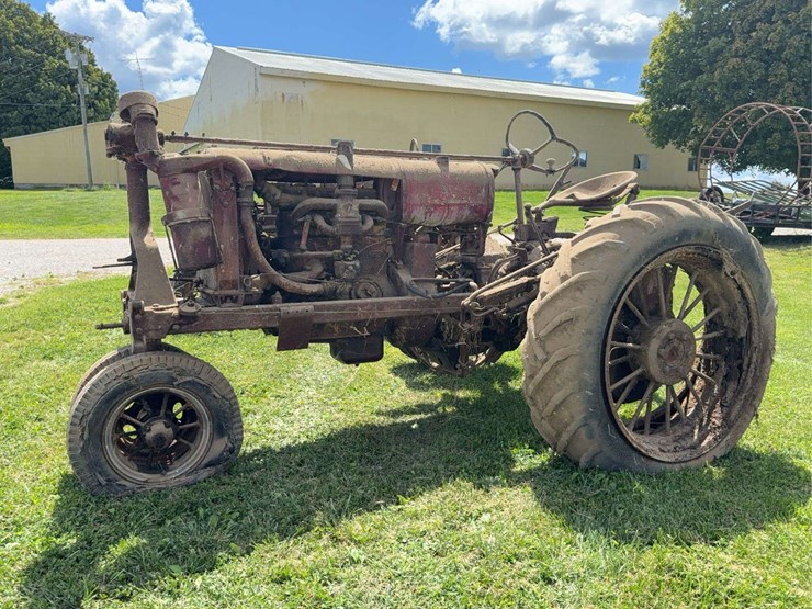farmall-f-20-image-8