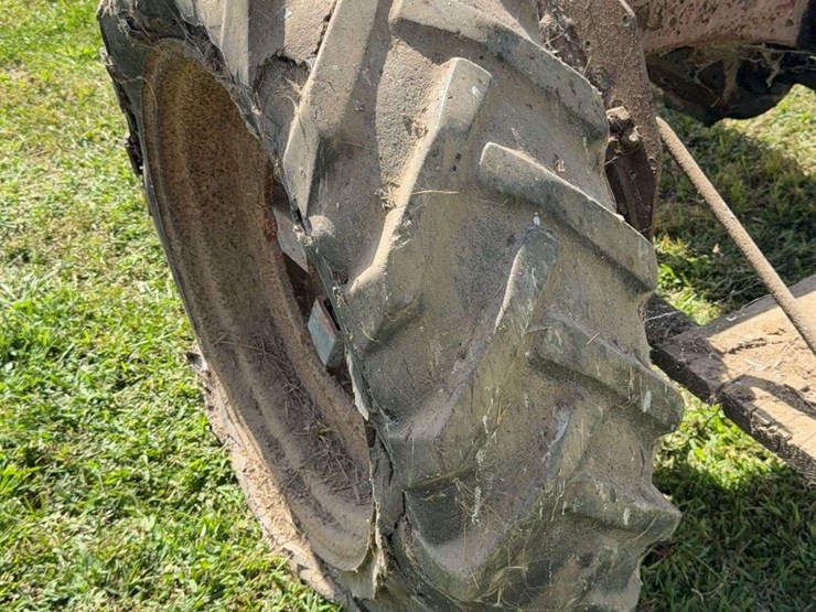 farmall-f-20-image-25