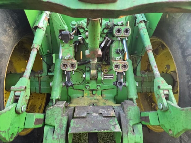 john-deere-8640-image-6