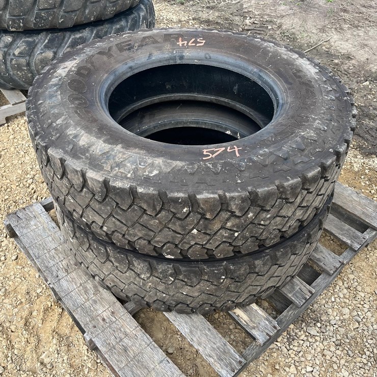 Semi Truck Tires 11R22.5