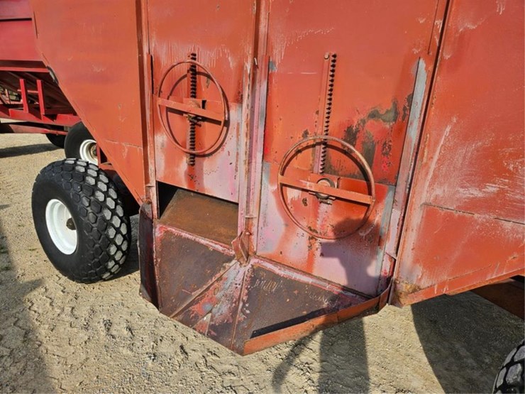 m&w-little-red-wagon-image-11