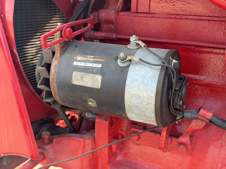 farmall-140-with-belly-mower-image-65