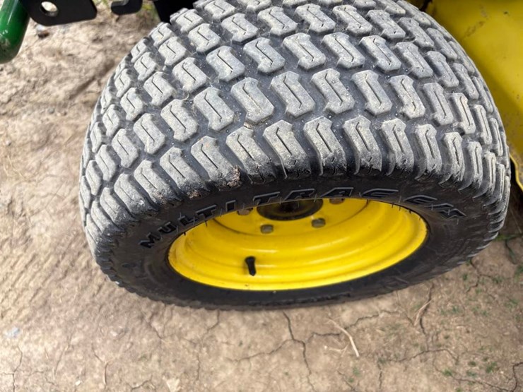 john-deere-2305-image-14
