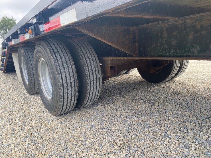 #3004-•-2013-corn-pro-30'-hydraulic-tail-gooseneck-trailer-(helenville,-wi)-(has-wi-title)-image-6