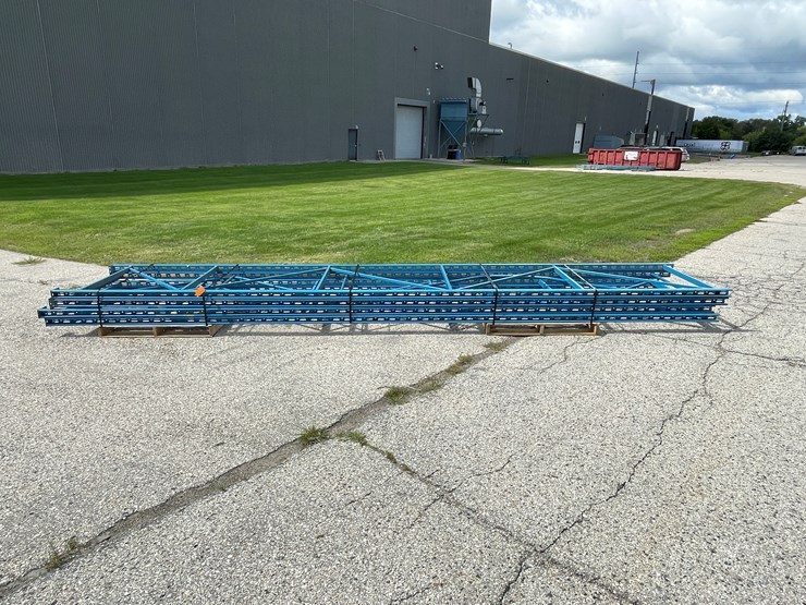 #1353-•-20'-pallet-racking-uprights-image-8