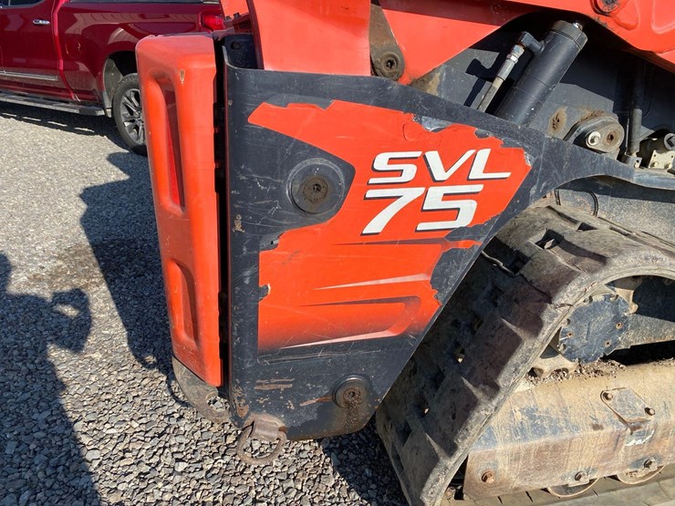 2013-kubota-svl75-image-13