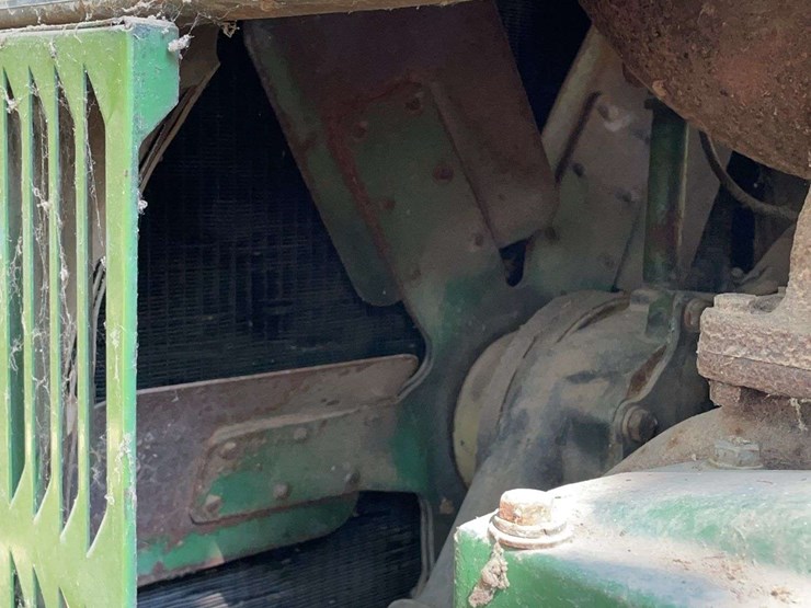 john-deere-6030-image-30