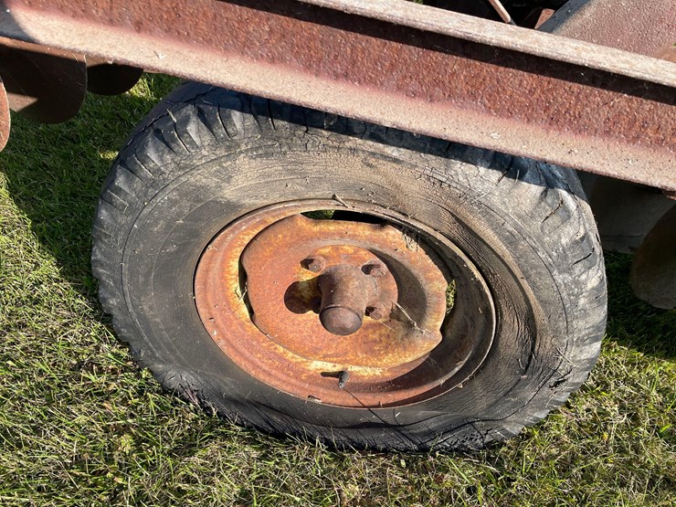 12'-disc-image-7