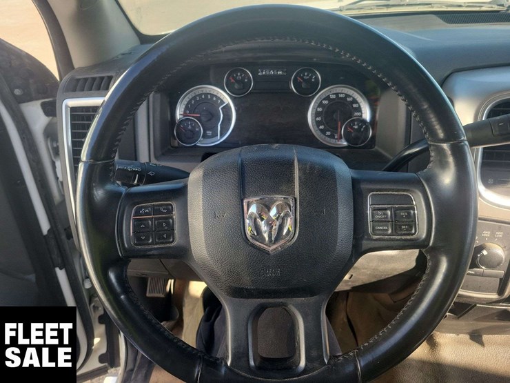 2018-ram-2500-slt-image-21