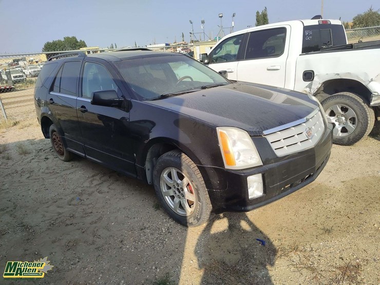 2008-cadillac-srx-image-2