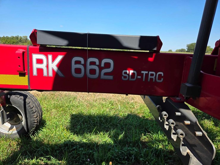 massey-furgeson-rk-662-twin-rotor-rake-image-7