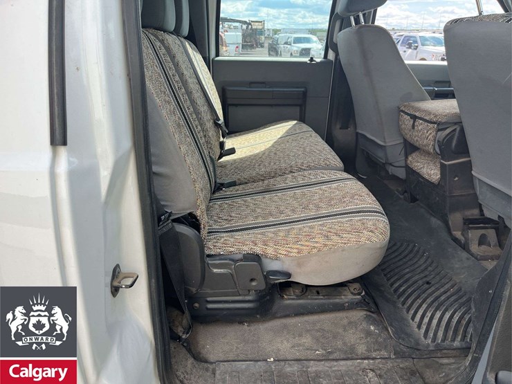 2013-ford-f550-image-16