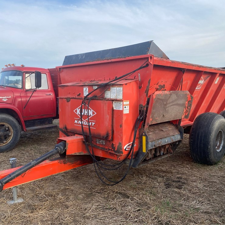 KUHN KNIGHT 8124