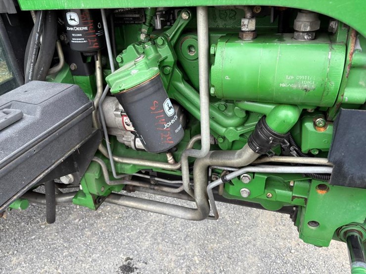 2012-john-deere-5083e-image-22