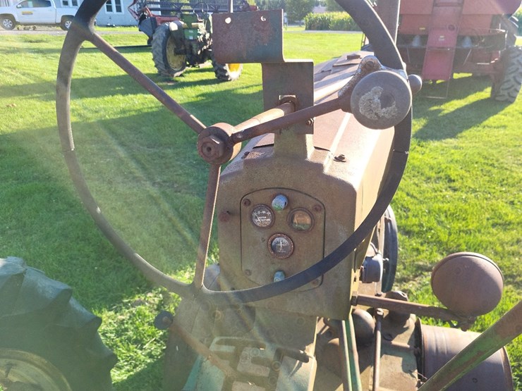 john-deere-60-image-25