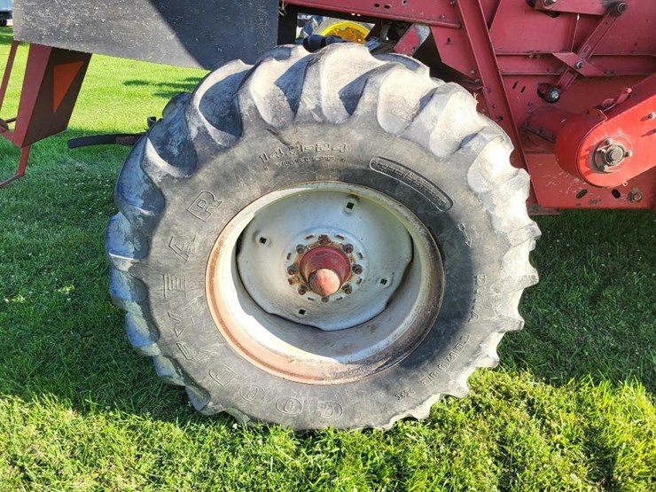 case-ih-1480-image-49